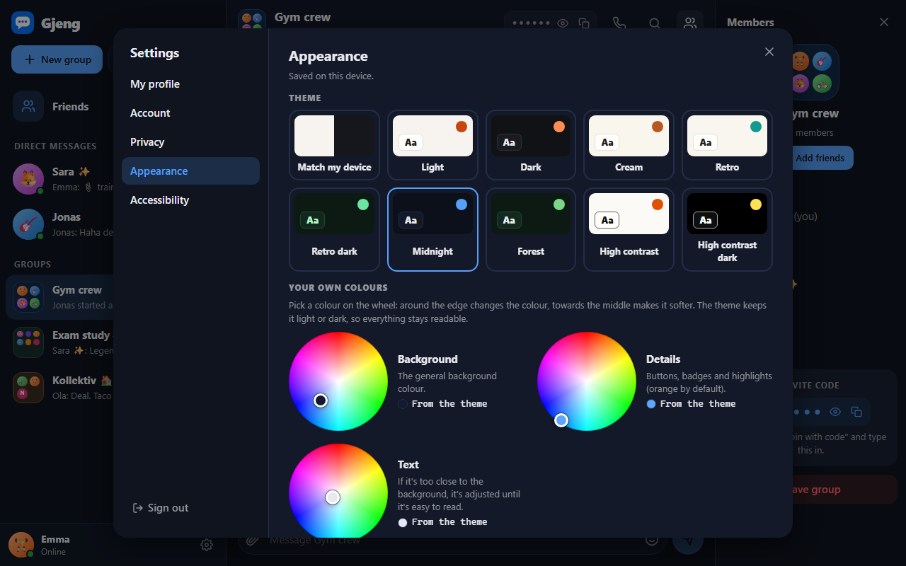 Appearance settings in the Midnight theme: nine theme choices and colour wheels for background, details and text